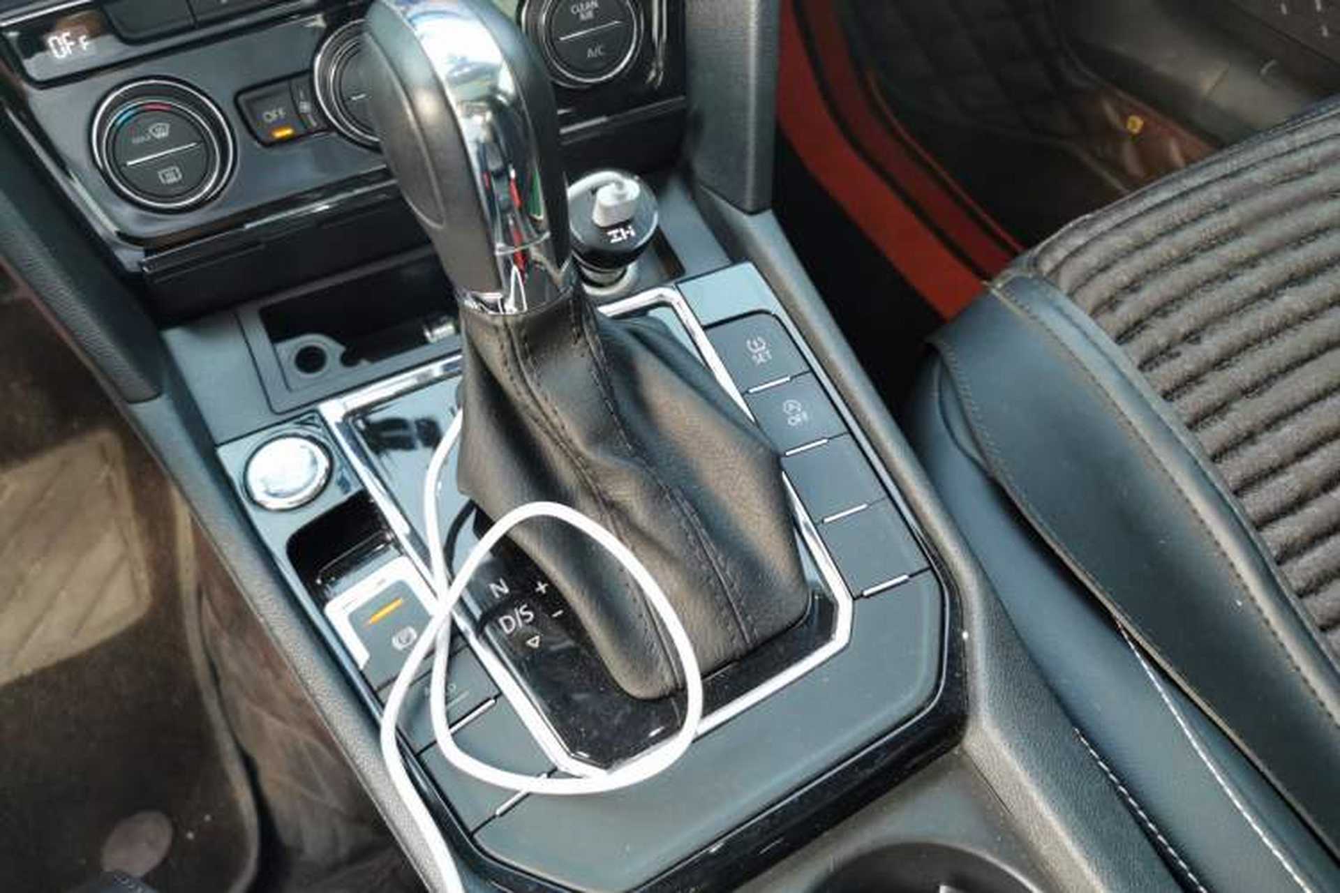 Used Volkswagen Lamando 2019 280TSI DSG Comfort Edition China VI standard Gear Lever
