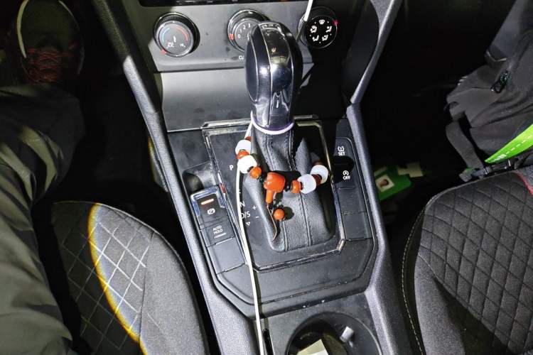 Used Volkswagen Lamando 2019 230TSI DSG Vision Edition China VI Standard Gear Lever