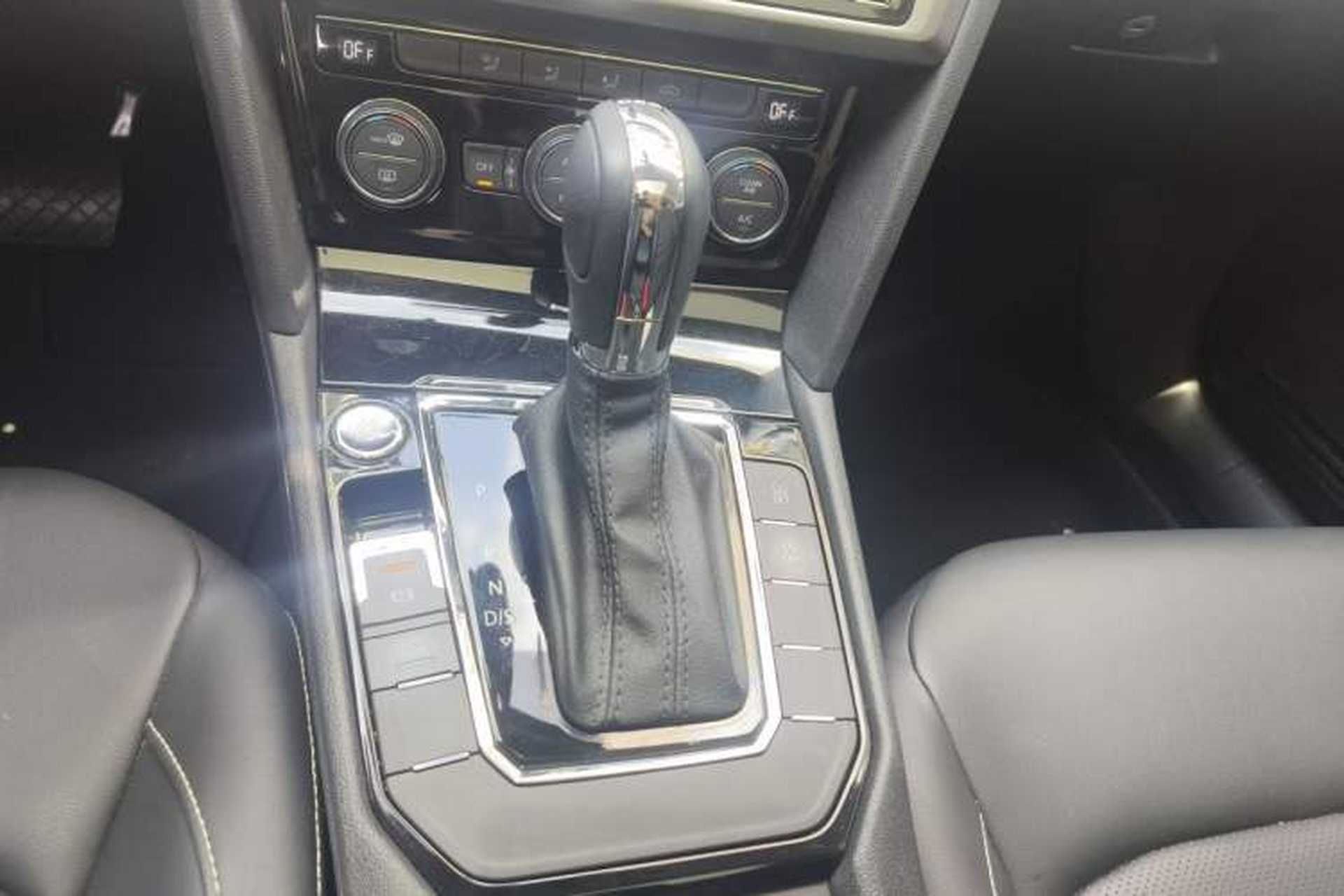 Used Volkswagen Lamando 2019 280TSI DSG Comfort Edition China VI standard Gear Lever