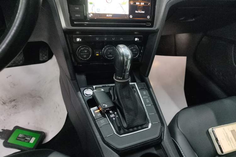 Used Volkswagen Lamando 2019 280TSI DSG Comfort Edition China VI standard Gear Lever