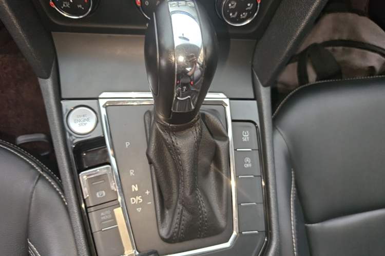 Used Volkswagen Lamando 2019 230TSI DSG Fashion Edition China VI Gear Lever