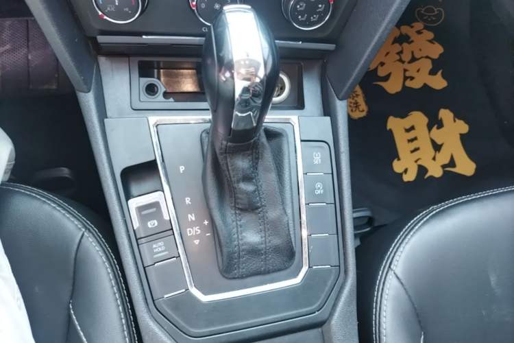 Used Volkswagen Lamando 2019 230TSI DSG Fashion Edition China V Standard Gear Lever