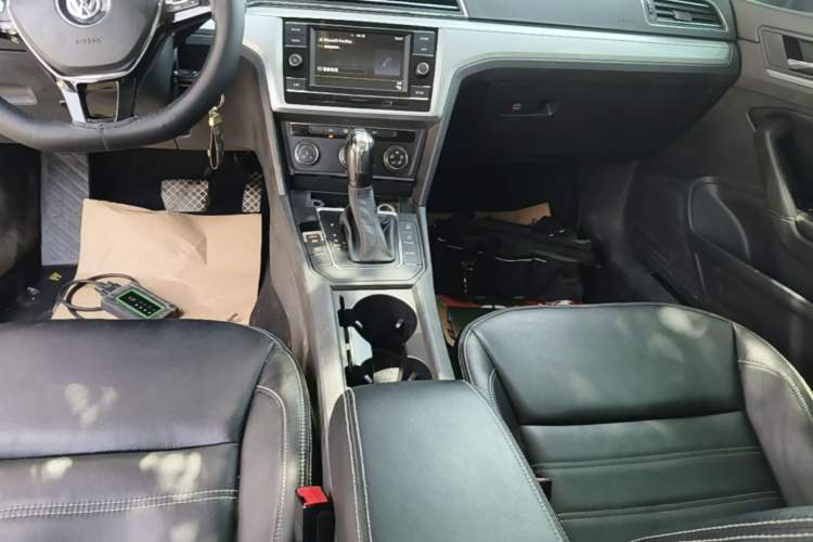 Used Volkswagen Lamando 2019 230TSI DSG Fashion Edition China VI Gear Lever