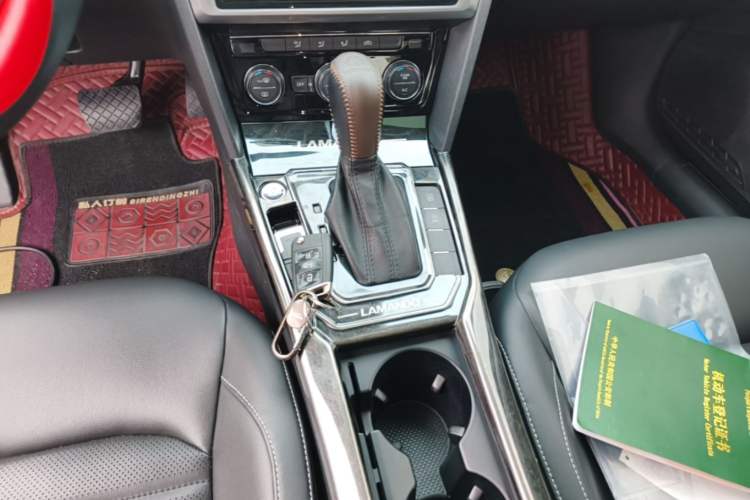 Used Volkswagen Lamando 2019 280TSI DSG Comfort Edition China V Standard Gear Lever