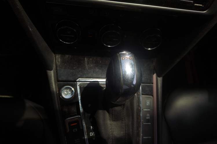 Used Volkswagen Lamando 2019 280TSI DSG Comfort Edition China V Standard Gear Lever