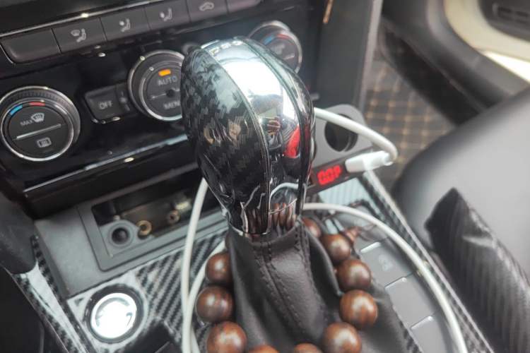 Used Volkswagen Lamando 2019 280TSI DSG Comfort Edition China V Standard Gear Lever
