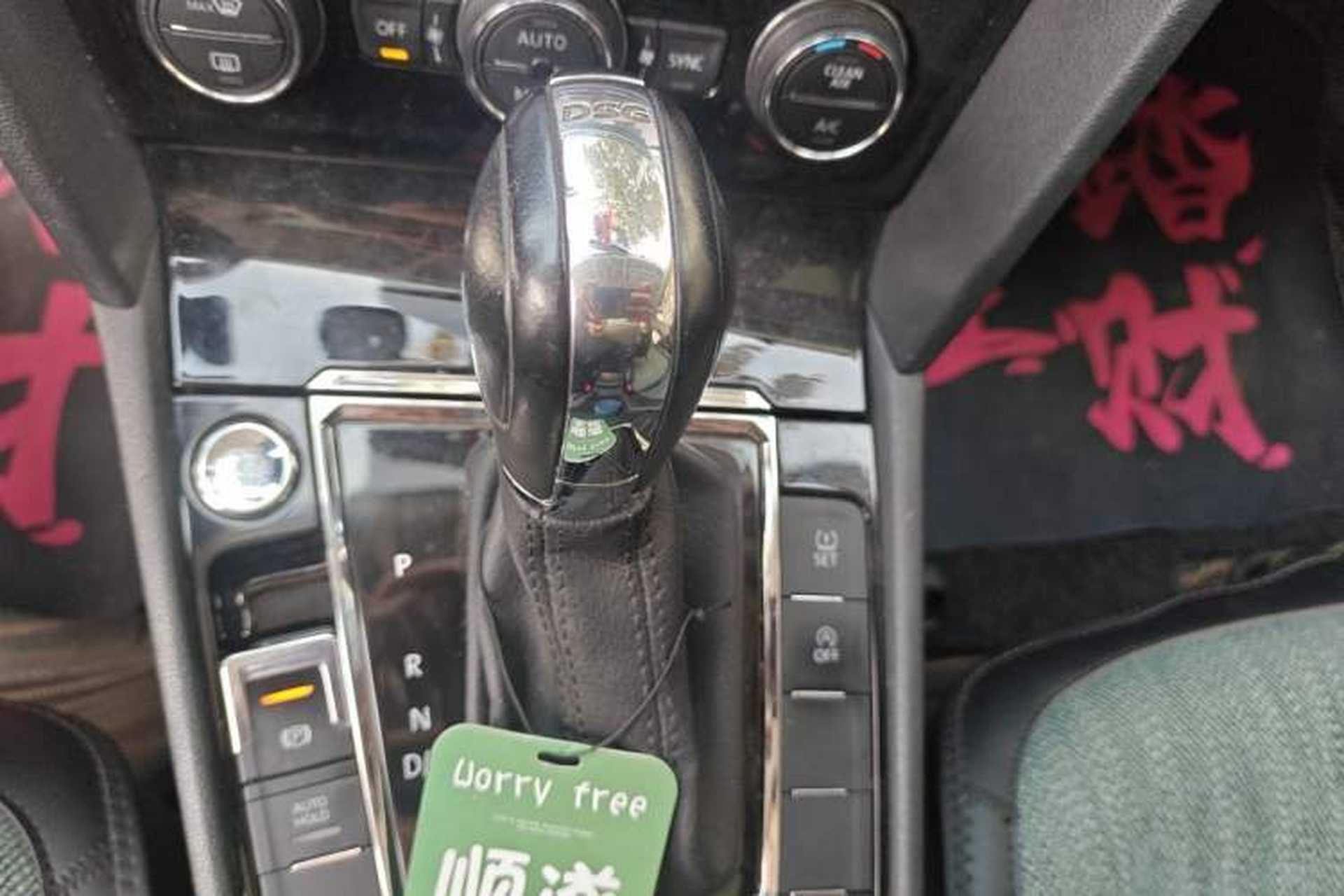 Used Volkswagen Lamando 2019 280TSI DSG Comfort Edition China VI standard Gear Lever