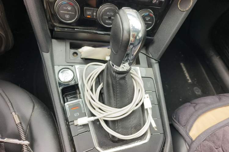 Used Volkswagen Lamando 2019 280TSI DSG Comfort Edition China V Standard Gear Lever
