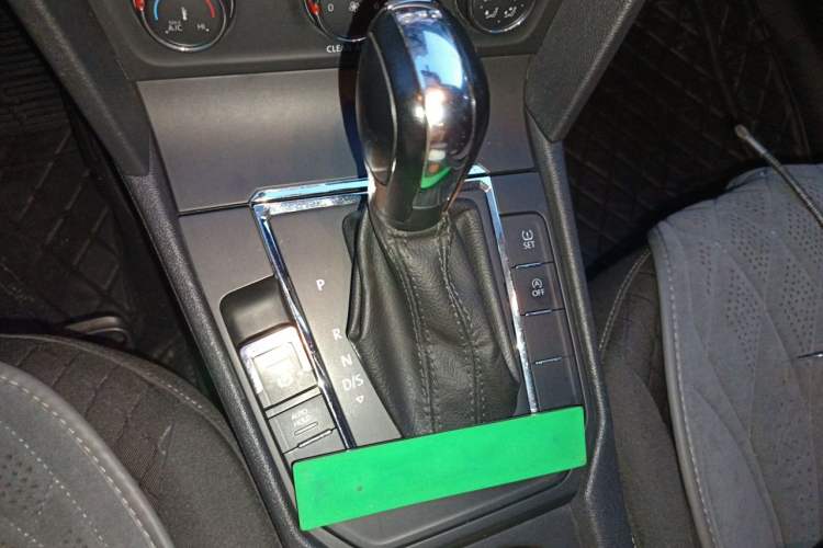 Used Volkswagen Lamando 2019 230TSI DSG Fashion Edition China V Standard Gear Lever