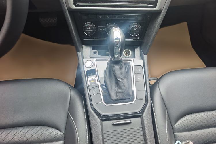 Used Volkswagen Lamando 2019 280TSI DSG Comfort Edition China V Standard Gear Lever