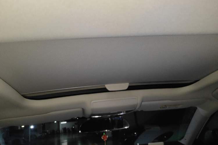 Used Volkswagen Lamando 2019 230TSI DSG Fashion Edition China VI Headliner