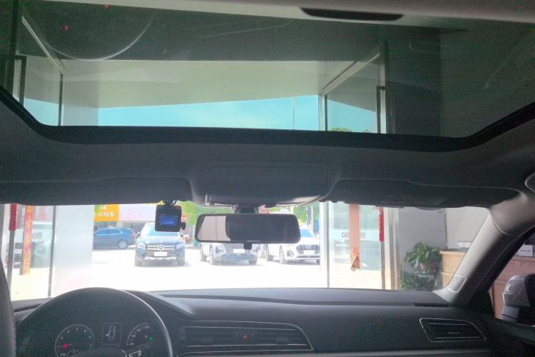 Used Volkswagen Lamando 2019 280TSI DSG Comfort Edition China VI standard Headliner