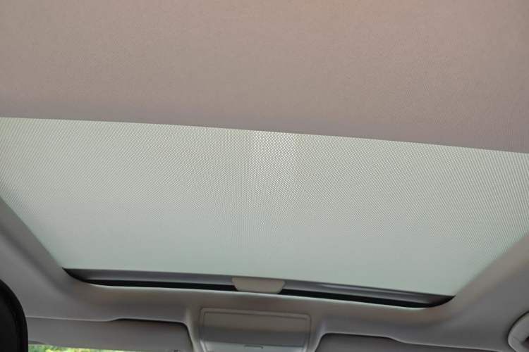 Used Volkswagen Lamando 2019 280TSI DSG Comfort Edition China VI standard Headliner