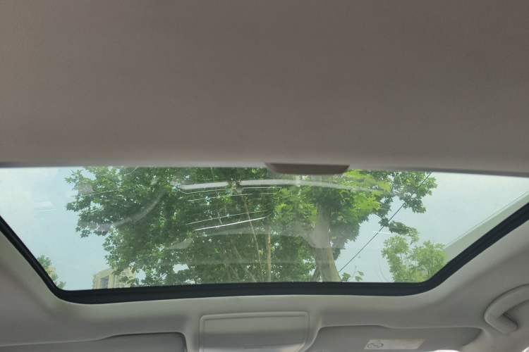 Used Volkswagen Lamando 2019 230TSI DSG Fashion Edition China VI Headliner