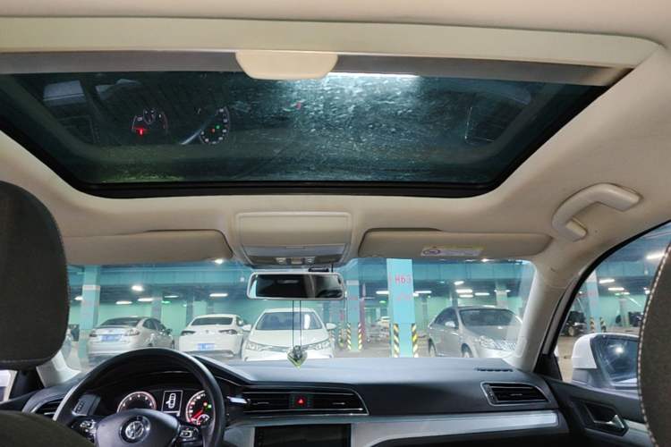 Used Volkswagen Lamando 2019 230TSI DSG Vision Edition China VI Standard Headliner