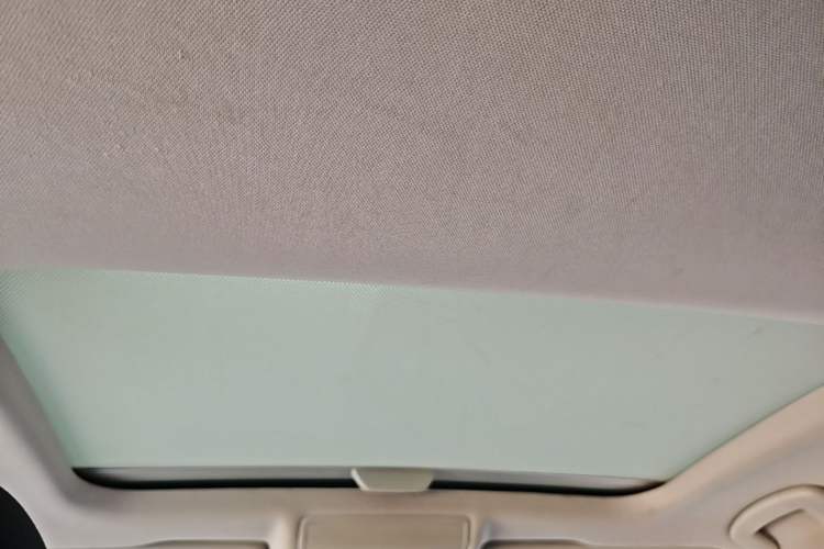 Used Volkswagen Lamando 2019 230TSI DSG Fashion Edition China VI Headliner
