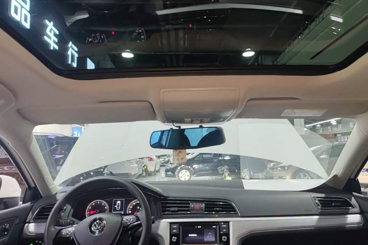 Used Volkswagen Lamando 2019 230TSI DSG Vision Edition China VI Standard Headliner