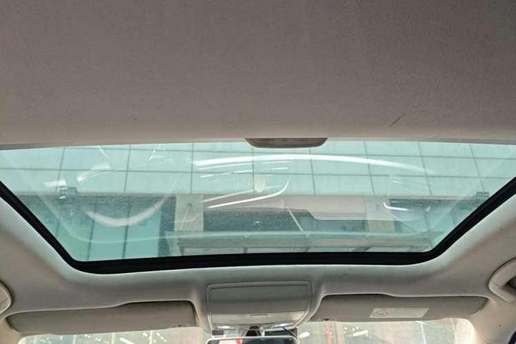 Used Volkswagen Lamando 2019 280TSI DSG Comfort Edition China VI standard Headliner