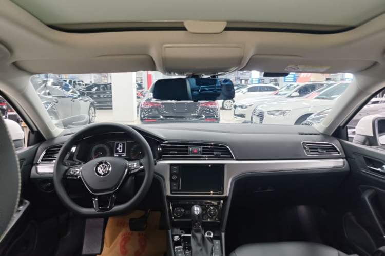 Used Volkswagen Lamando 2019 280TSI DSG Comfort Edition China V Standard Headliner