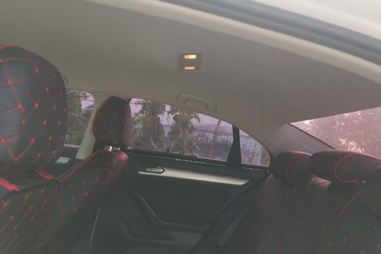 Used Volkswagen Lamando 2019 230TSI DSG Fashion Edition China V Standard Headliner