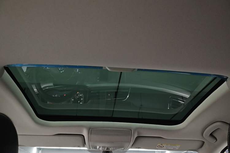 Used Volkswagen Lamando 2019 280TSI DSG Comfort Edition China VI standard Headliner