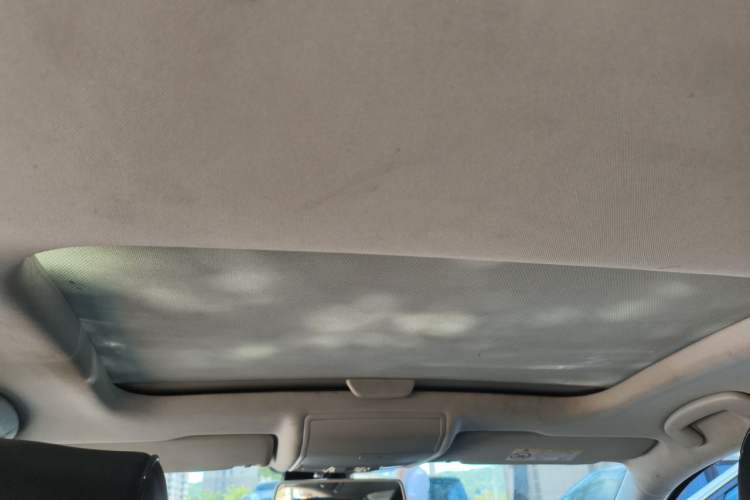 Used Volkswagen Lamando 2019 280TSI DSG Comfort Edition China VI standard Headliner