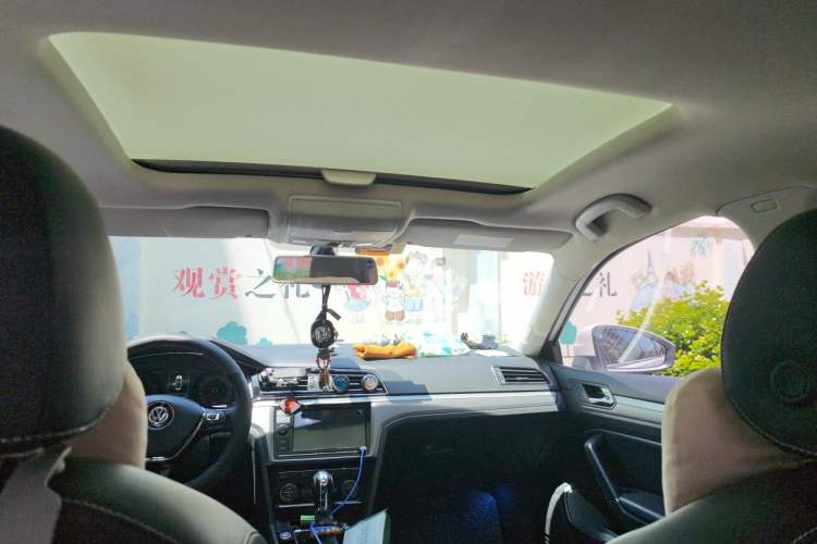 Used Volkswagen Lamando 2019 280TSI DSG Comfort Edition China VI standard Headliner