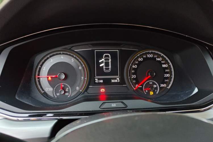 Used Volkswagen Lamando 2019 280TSI DSG Comfort Edition China V Standard Instrument Cluster