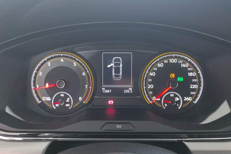 Used Volkswagen Lamando 2019 280TSI DSG Comfort Edition China VI standard Instrument Cluster