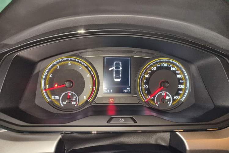 Used Volkswagen Lamando 2019 230TSI DSG Fashion Edition China V Standard Instrument Cluster