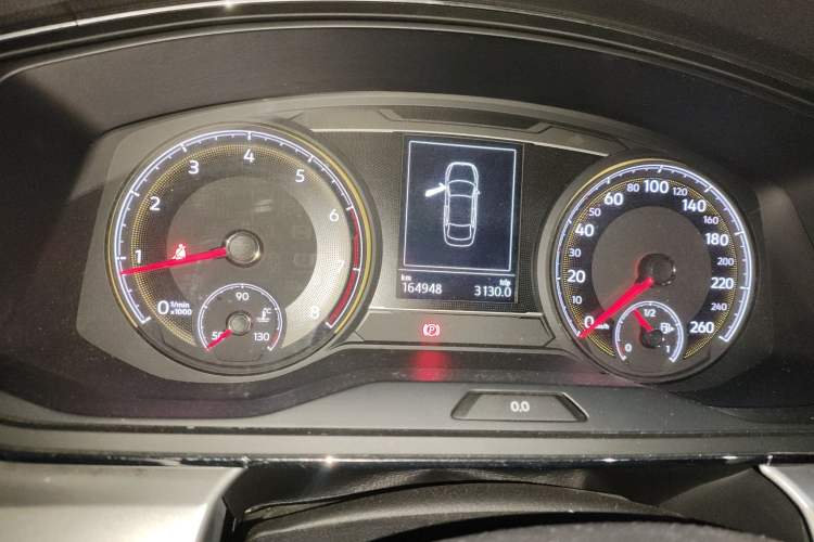 Used Volkswagen Lamando 2019 230TSI DSG Fashion Edition China V Standard Instrument Cluster