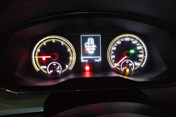 Used Volkswagen Lamando 2019 230TSI DSG Vision Edition China VI Standard Instrument Cluster