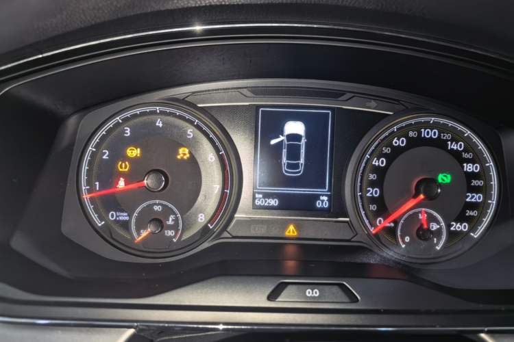 Used Volkswagen Lamando 2019 230TSI DSG Fashion Edition China V Standard Instrument Cluster