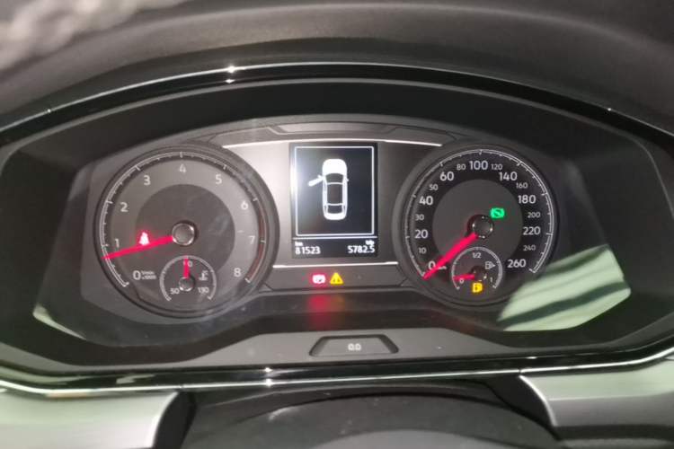 Used Volkswagen Lamando 2019 280TSI DSG Comfort Edition China V Standard Instrument Cluster