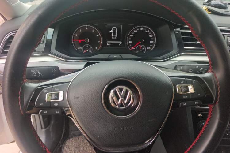 Used Volkswagen Lamando 2019 280TSI DSG Comfort Edition China VI standard Instrument Cluster