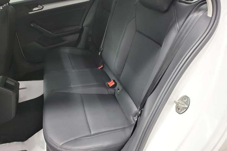 Used Volkswagen Lamando 2019 230TSI DSG Fashion Edition China VI Interior 1