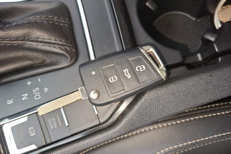 Used Volkswagen Lamando 2019 230TSI DSG Fashion Edition China VI Interior 1