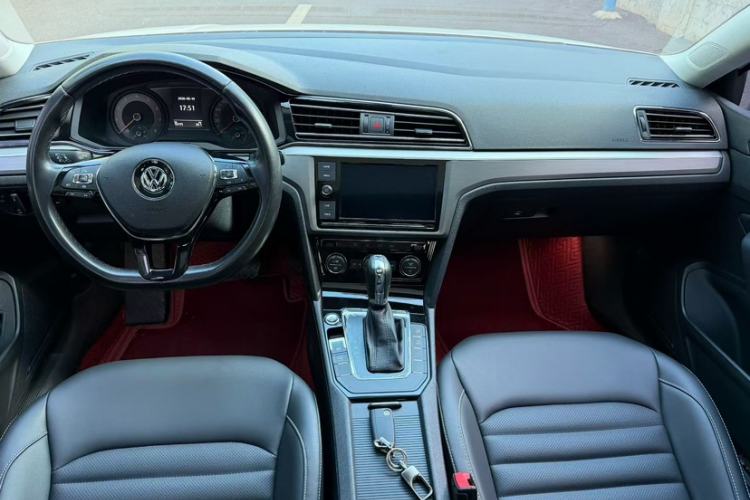 Used Volkswagen Lamando 2019 280TSI DSG Comfort Edition China VI standard Interior 1