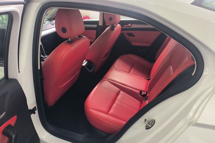 Used Volkswagen Lamando 2019 230TSI DSG Fashion Edition China VI Interior 2