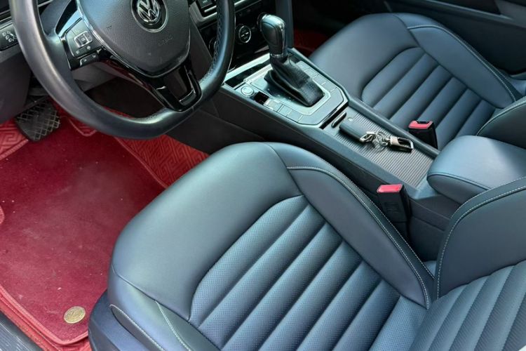 Used Volkswagen Lamando 2019 280TSI DSG Comfort Edition China VI standard Interior 2