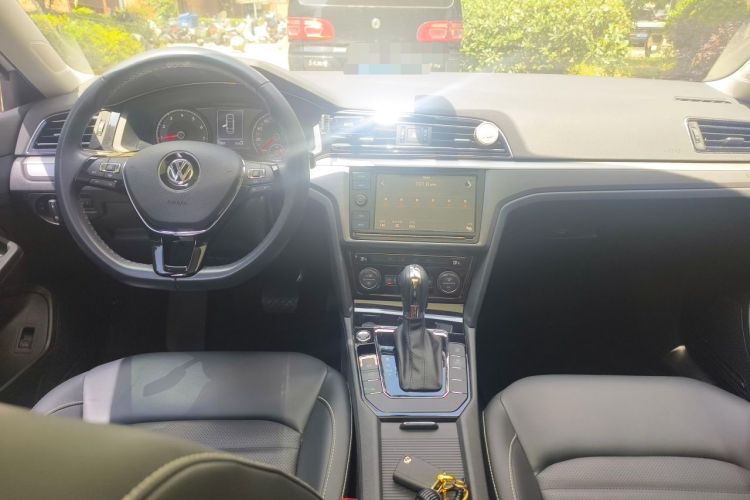 Used Volkswagen Lamando 2019 280TSI DSG Comfort Edition China VI standard Interior 2