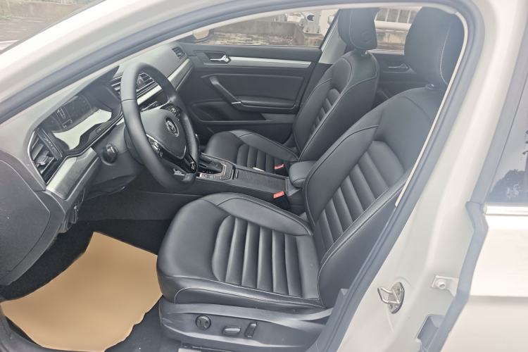 Used Volkswagen Lamando 2019 280TSI DSG Comfort Edition China V Standard Interior 2
