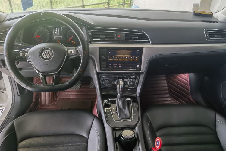 Used Volkswagen Lamando 2019 280TSI DSG Comfort Edition China V Standard Interior 3