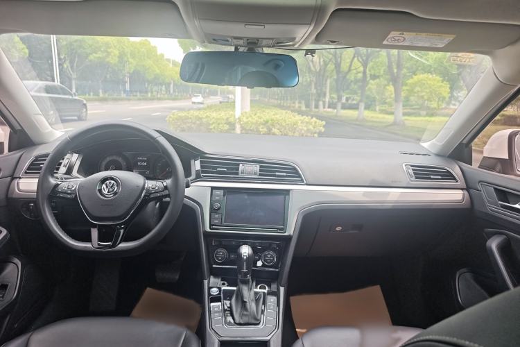 Used Volkswagen Lamando 2019 280TSI DSG Comfort Edition China V Standard Interior 3