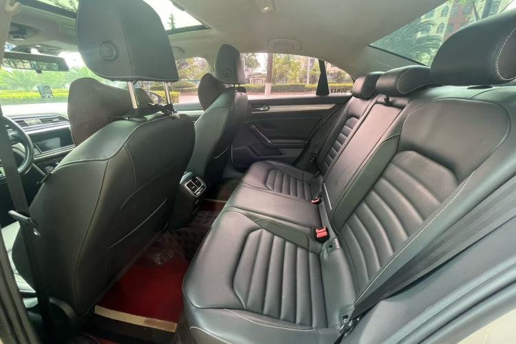 Used Volkswagen Lamando 2019 280TSI DSG Comfort Edition China VI standard Interior 3