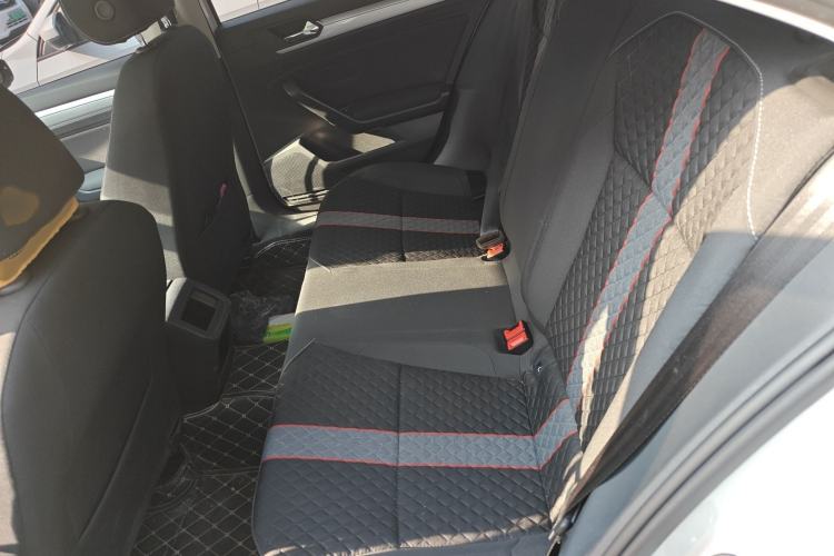 Used Volkswagen Lamando 2019 230TSI DSG Fashion Edition China V Standard Interior 4