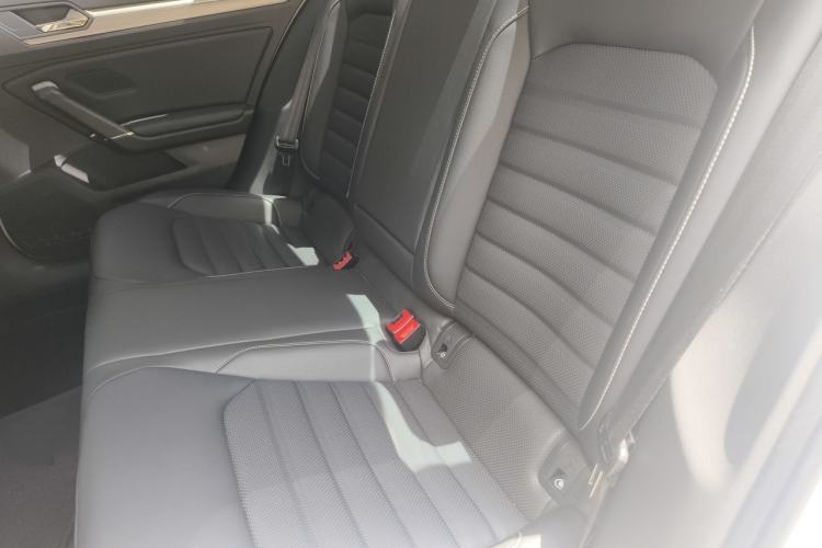 Used Volkswagen Lamando 2019 280TSI DSG Comfort Edition China VI standard Interior 4