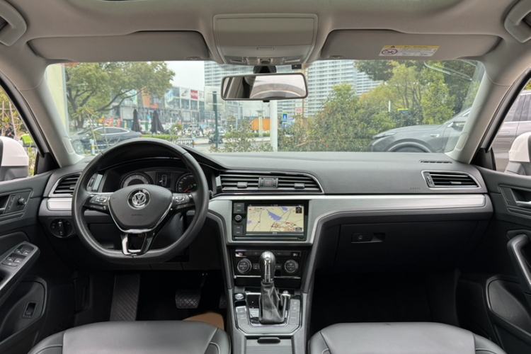 Used Volkswagen Lamando 2019 280TSI DSG Comfort Edition China V Standard Interior 7