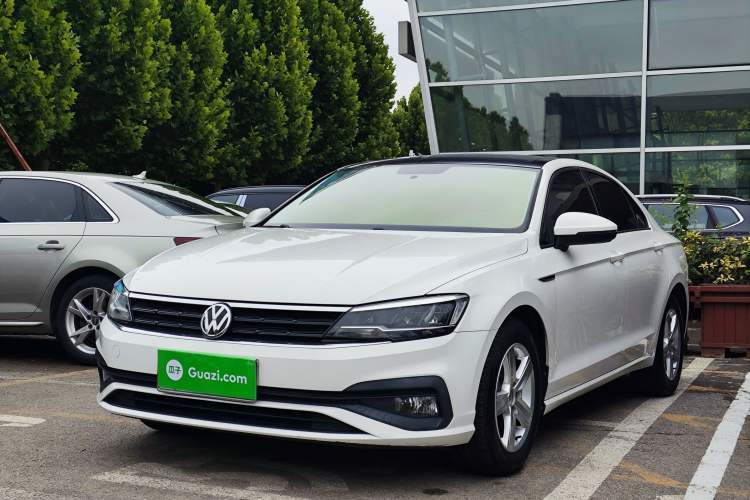 Volkswagen Lamando 2019 230TSI DSG Fashion Edition China VI usado Guazi used car, China used car export, Used car for sale, Used  cars, Cheapest cars for sale