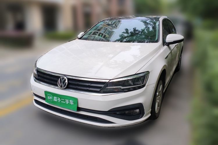 Used Volkswagen Lamando 2019 230TSI DSG Fashion Edition China VI Guazi used car, China used car export, Used car for sale, Used  cars, Cheapest cars for sale
